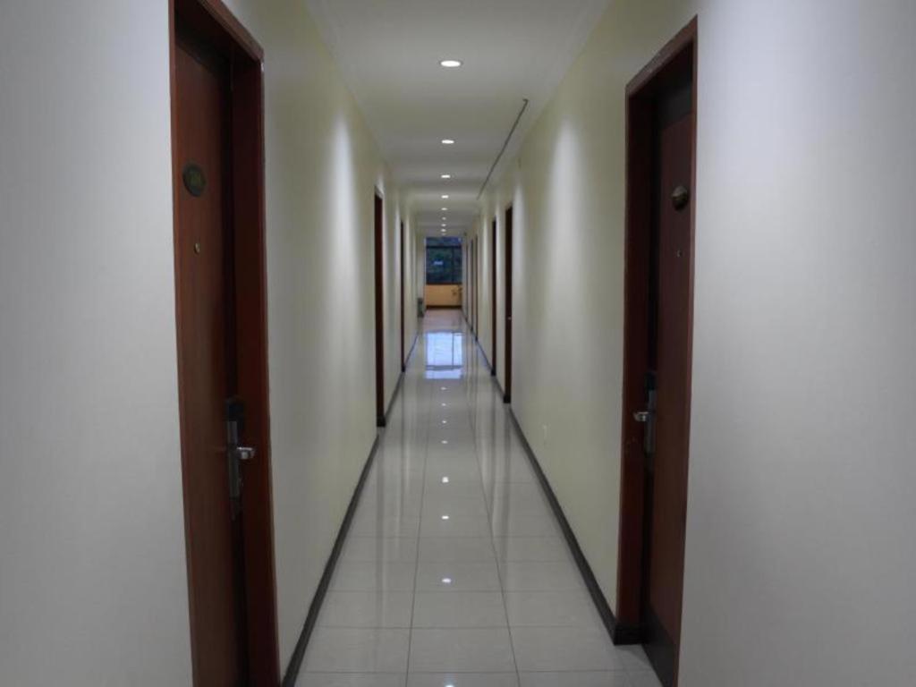 Hotel Dynasty Tarakan Exterior foto