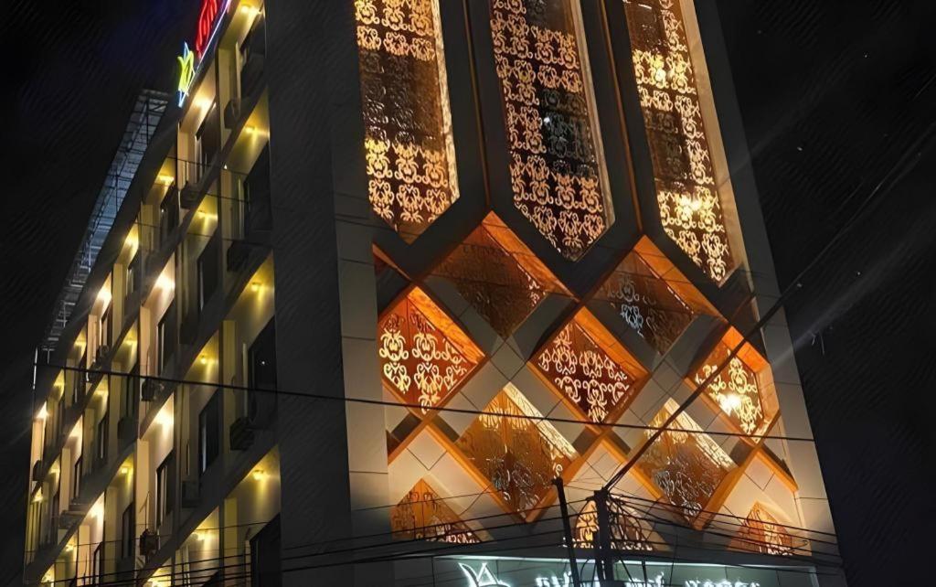 Hotel Dynasty Tarakan Exterior foto