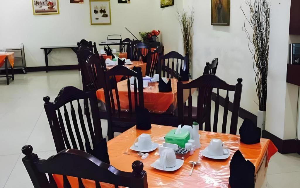 Hotel Dynasty Tarakan Exterior foto